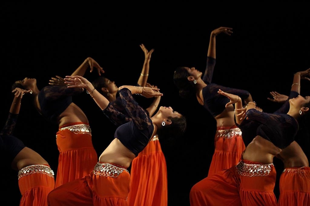 Cours de Danse Orientale Intermédiaire